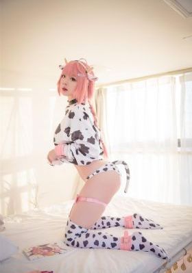 寡妇丰满的肉体
